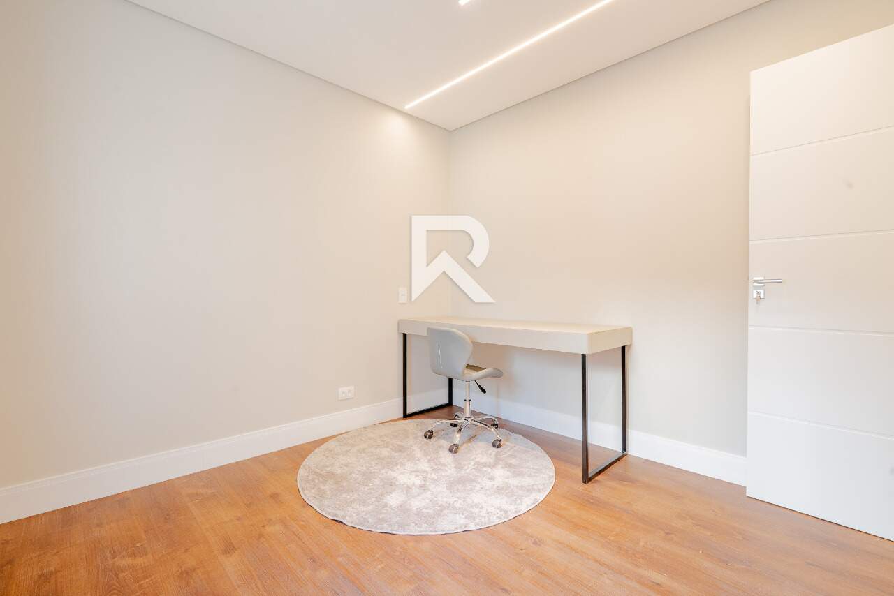 Apartamento Reformado, Semi Mobiliado com 3 Quartos, 113m2 e 1 Vaga para Locação - Bigorrilho - Curitiba/PR miniatura 27