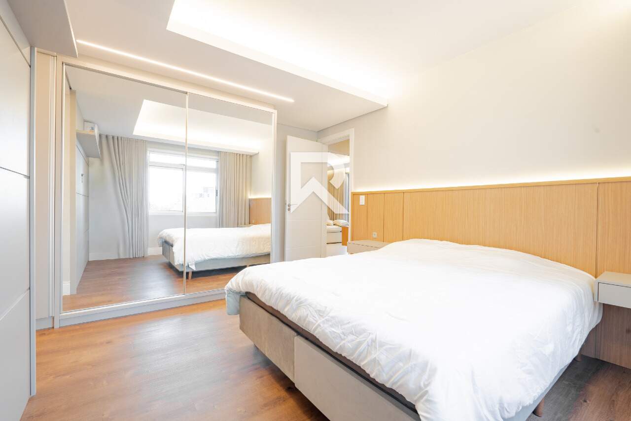 Apartamento Reformado e Mobiliado com 3 Quartos, 1 Vaga e 93m2 para Locação - Batel - Curitiba/PR miniatura 12