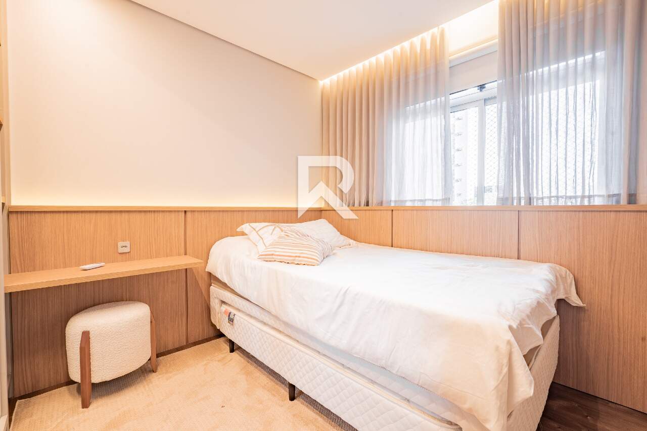Apartamento Reformado e Mobiliado com 3 Quartos, 1 Vaga e 93m2 para Locação - Batel - Curitiba/PR miniatura 17