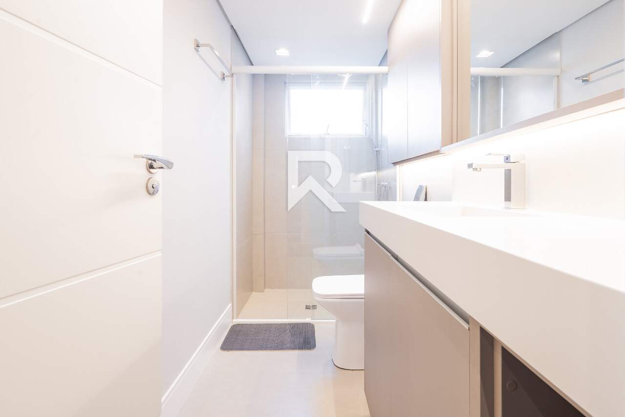 Apartamento Reformado e Mobiliado com 3 Quartos, 1 Vaga e 93m2 para Locação - Batel - Curitiba/PR miniatura 19