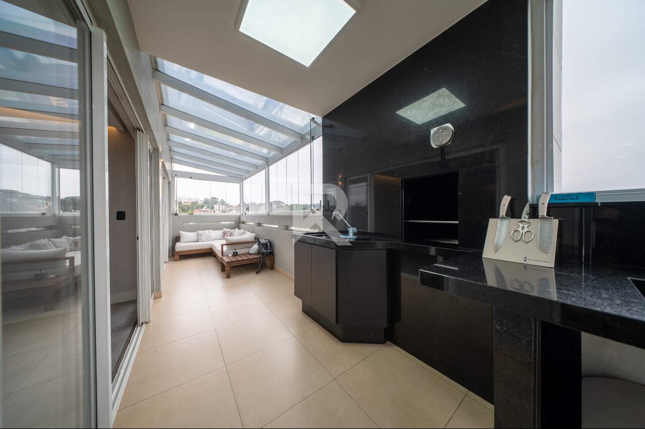 Apartamento Semi Mobiliado com Área Gourmet, 2 Quartos e 2 Vagas para Locação - Santo Inacio - Curitiba/PR miniatura 12