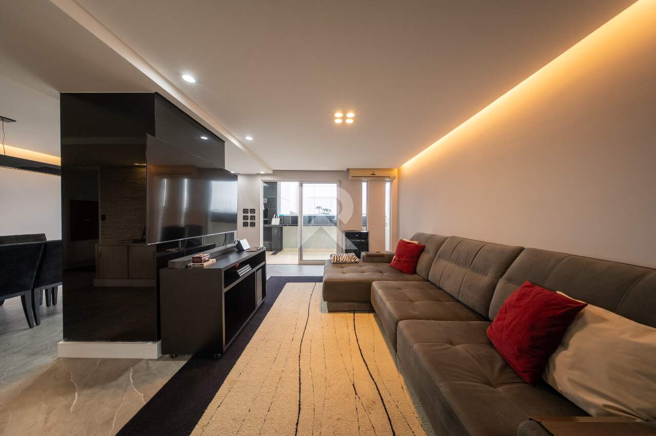 Apartamento Semi Mobiliado com Área Gourmet, 2 Quartos e 2 Vagas para Locação - Santo Inacio - Curitiba/PR miniatura 3