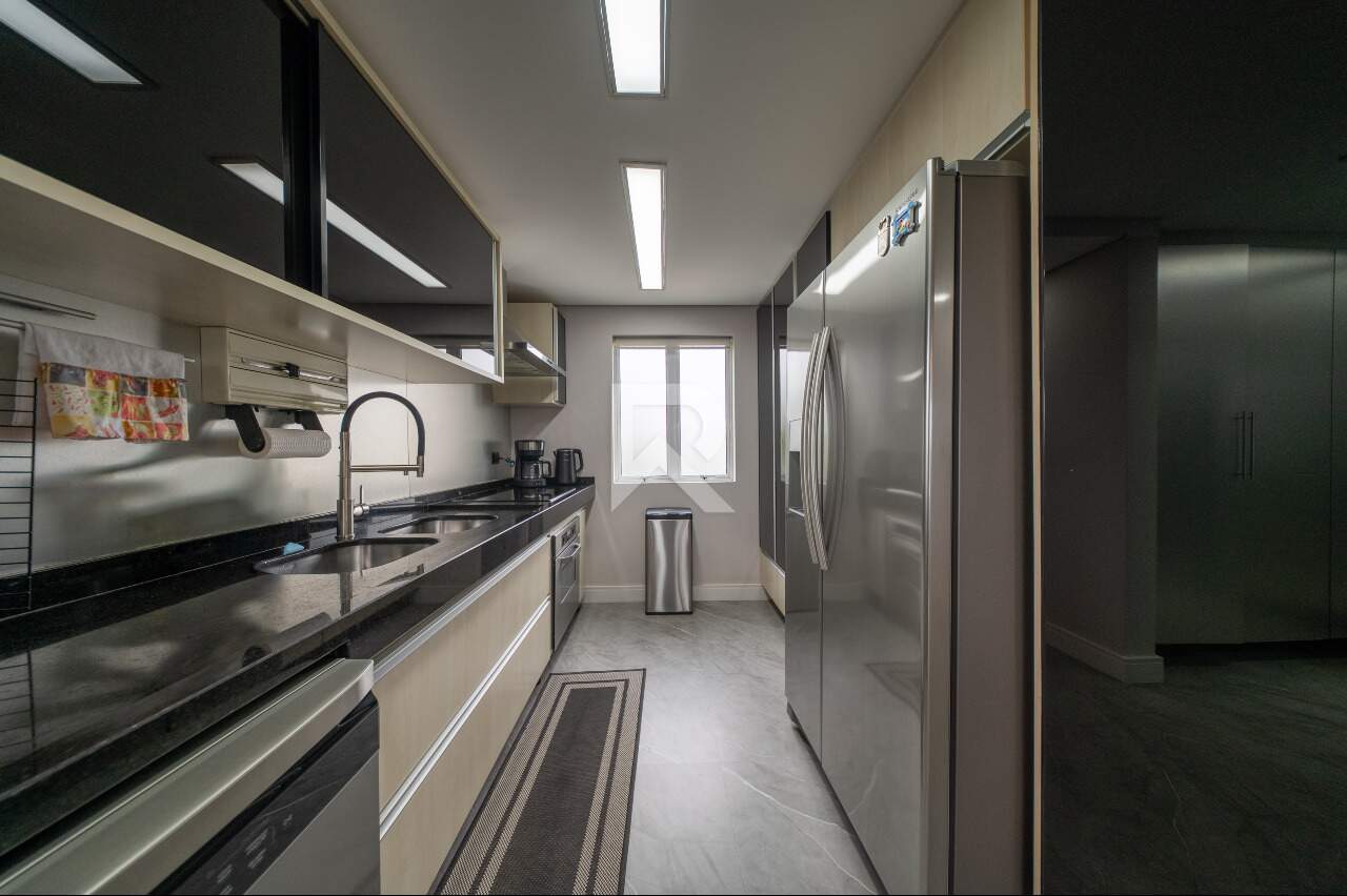 Apartamento Semi Mobiliado com Área Gourmet, 2 Quartos e 2 Vagas para Locação - Santo Inacio - Curitiba/PR miniatura 9