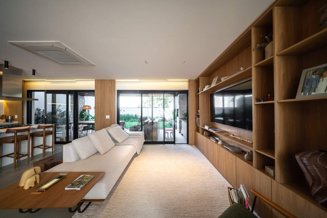 Casa em Condomínio com Vista Livre, Porteira Fechada, 3 Suítes e 4 Vagas à venda, 250 m² - Cascatinha - Curitiba/PR