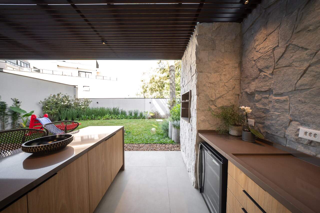 Casa em Condomínio com Vista Livre, Porteira Fechada, 3 Suítes e 4 Vagas à venda, 250 m² - Cascatinha - Curitiba/PR miniatura 14