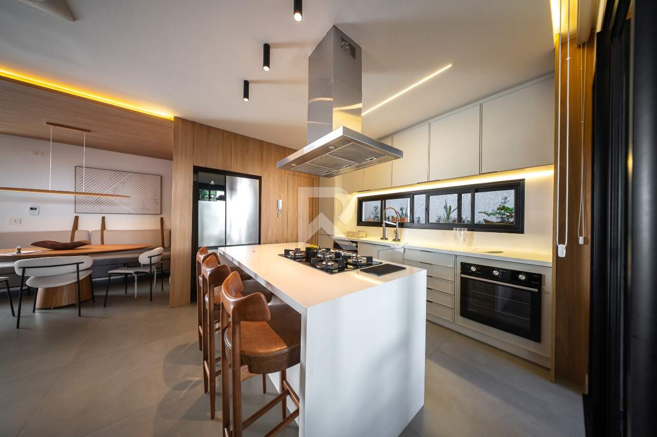 Casa em Condomínio com Vista Livre, Porteira Fechada, 3 Suítes e 4 Vagas à venda, 250 m² - Cascatinha - Curitiba/PR miniatura 9