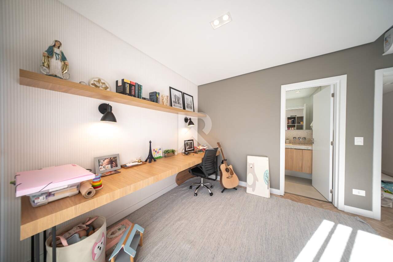 Casa em Condomínio com Vista Livre, Porteira Fechada, 3 Suítes e 4 Vagas à venda, 250 m² - Cascatinha - Curitiba/PR miniatura 34