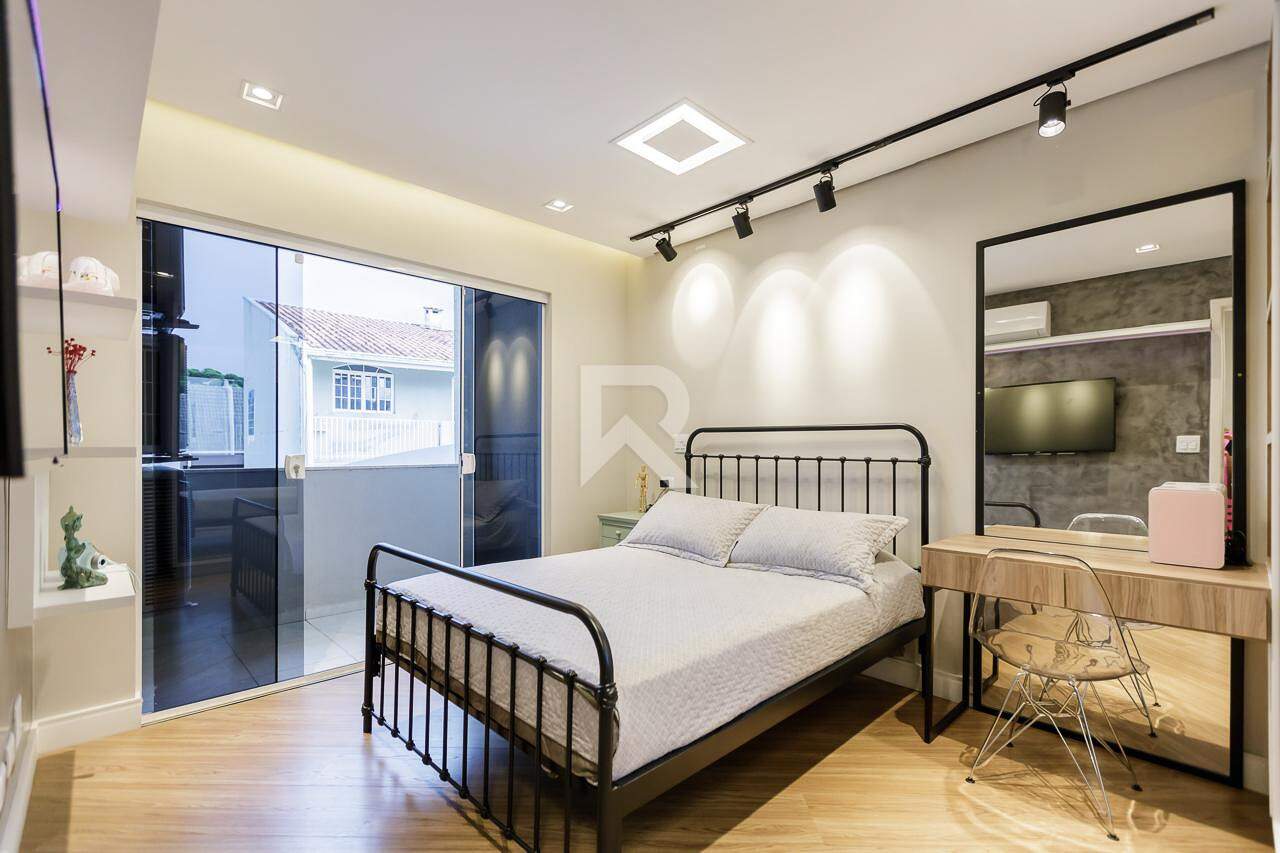 Casa de Rua com Vista Livre, Piscina e 3 Quartos à venda, 214 m² - Mossunguê - Curitiba/PR miniatura 19
