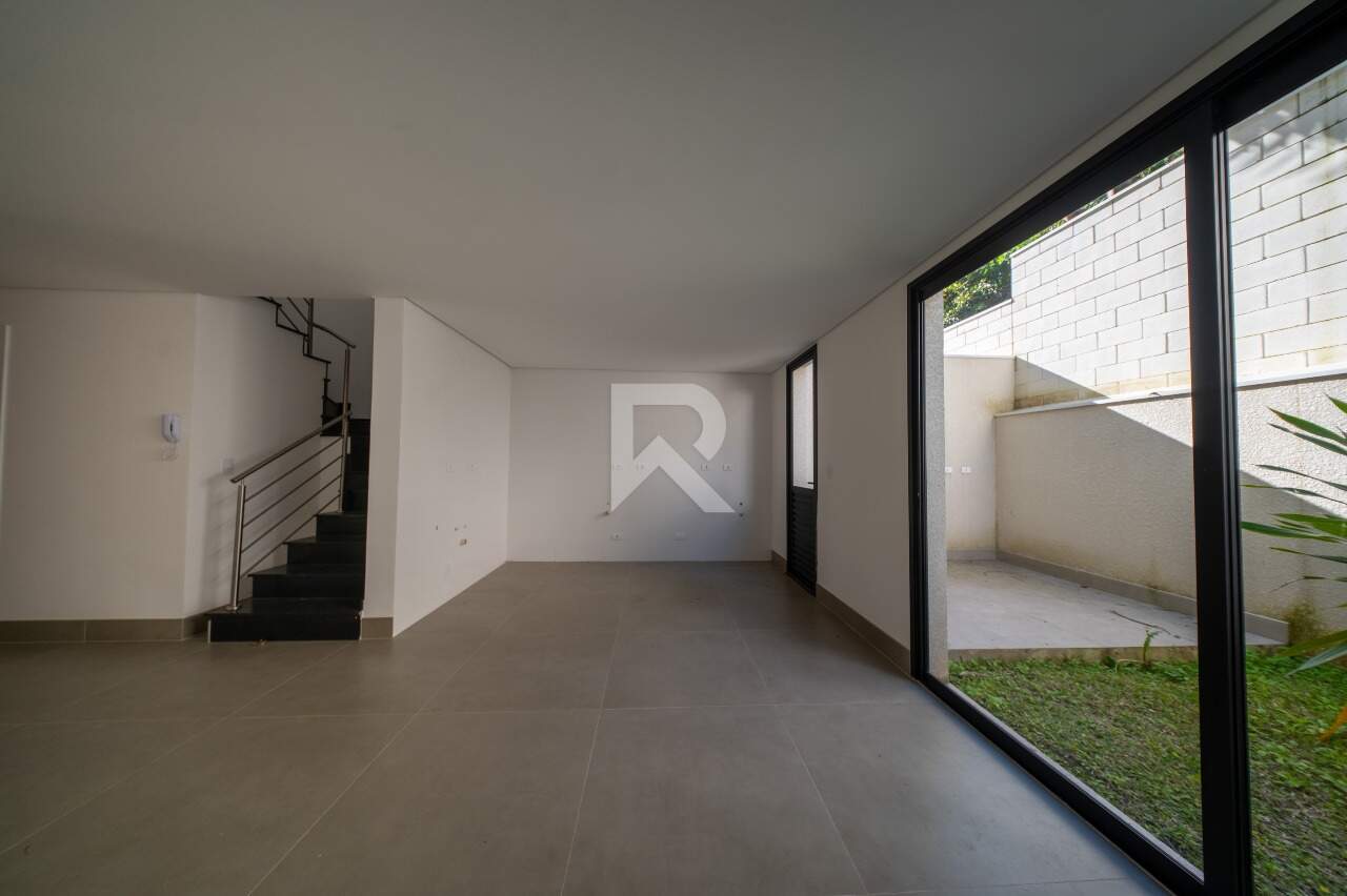 Sobrado Triplex em Condomínio com Vista Livre, 3 Quartos e 2 Vagas à venda, 176 m² - Mercês - Curitiba/PR miniatura 5