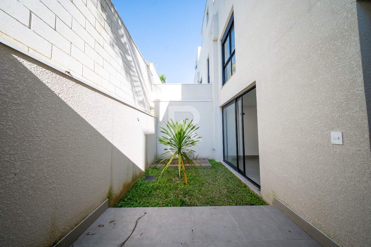 Sobrado Triplex em Condomínio com Vista Livre, 3 Quartos e 2 Vagas à venda, 176 m² - Mercês - Curitiba/PR miniatura 11