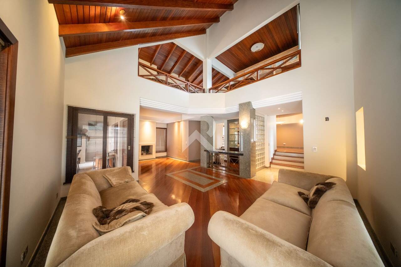 Casa com Piscina, 3 Quartos e 5 Vagas para Locação, 330 m² - Juvevê - Curitiba/PR miniatura 3