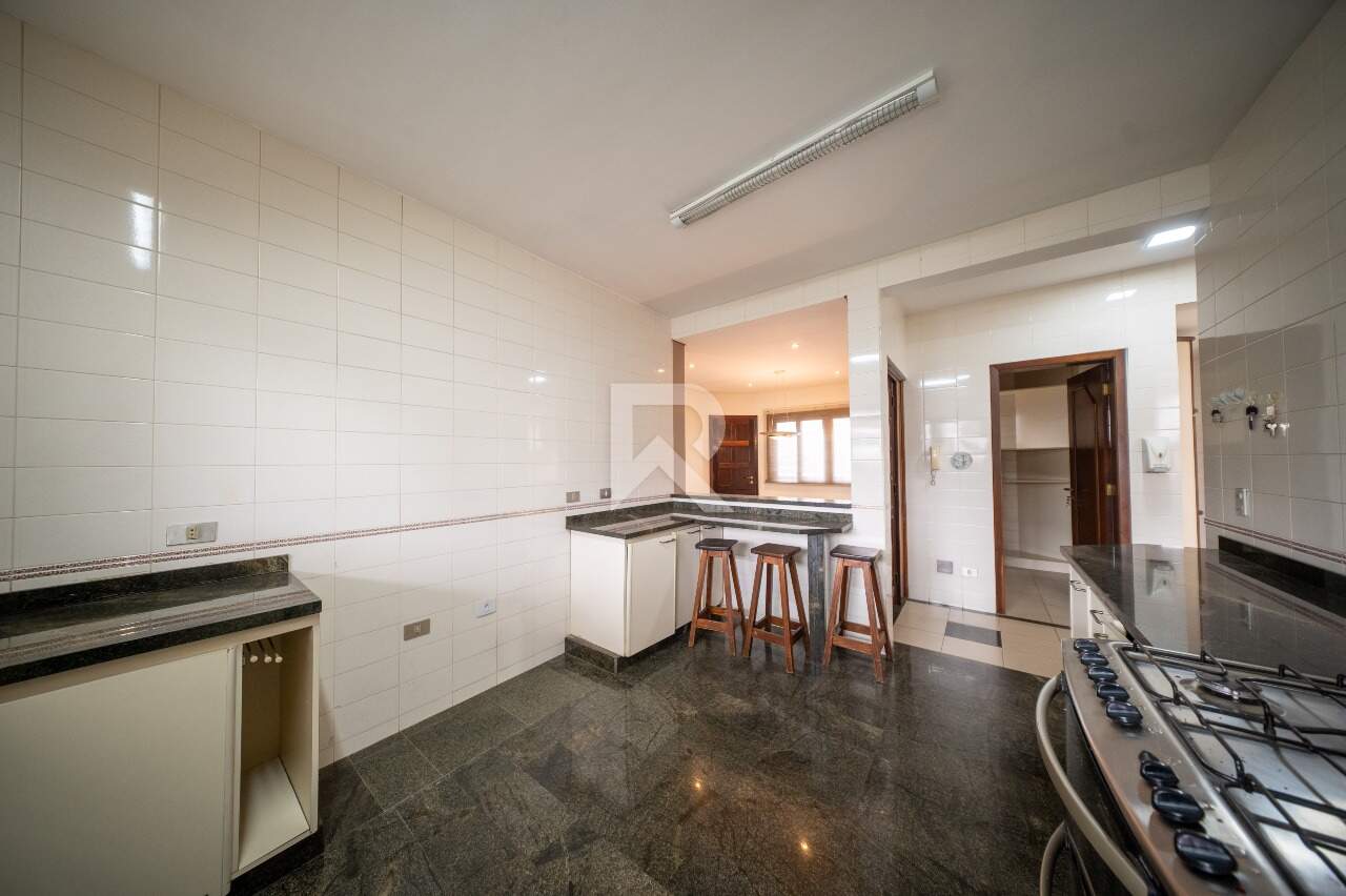 Casa com Piscina, 3 Quartos e 5 Vagas para Locação, 330 m² - Juvevê - Curitiba/PR miniatura 17