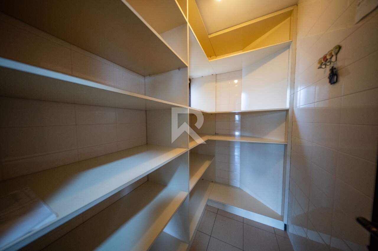 Casa com Piscina, 3 Quartos e 5 Vagas para Locação, 330 m² - Juvevê - Curitiba/PR miniatura 22