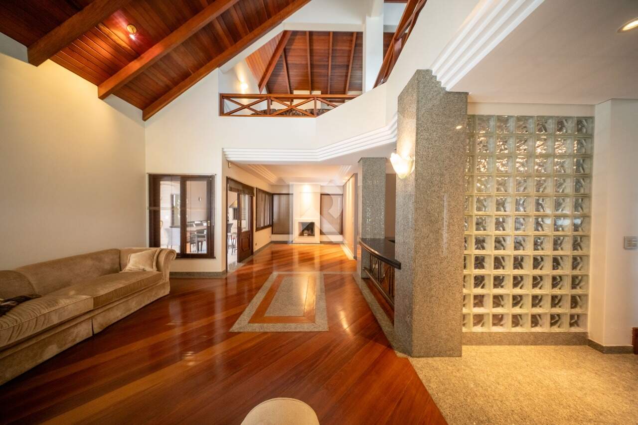 Casa com Piscina, 3 Quartos e 5 Vagas para Locação, 330 m² - Juvevê - Curitiba/PR miniatura 5