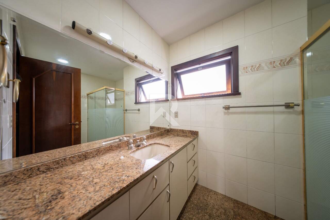 Casa com Piscina, 3 Quartos e 5 Vagas para Locação, 330 m² - Juvevê - Curitiba/PR miniatura 39
