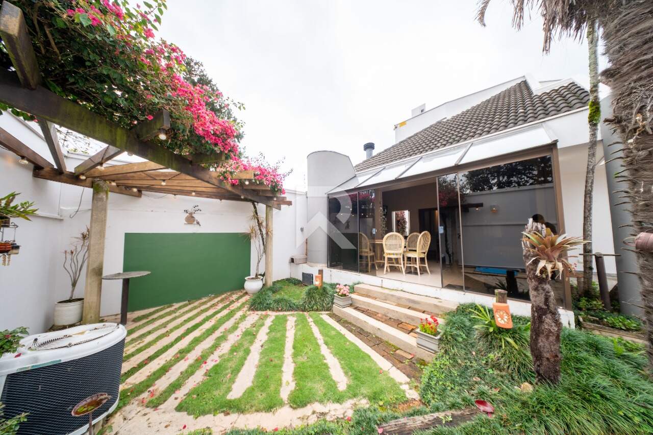 Casa com Piscina, 3 Quartos e 5 Vagas para Locação, 330 m² - Juvevê - Curitiba/PR miniatura 42
