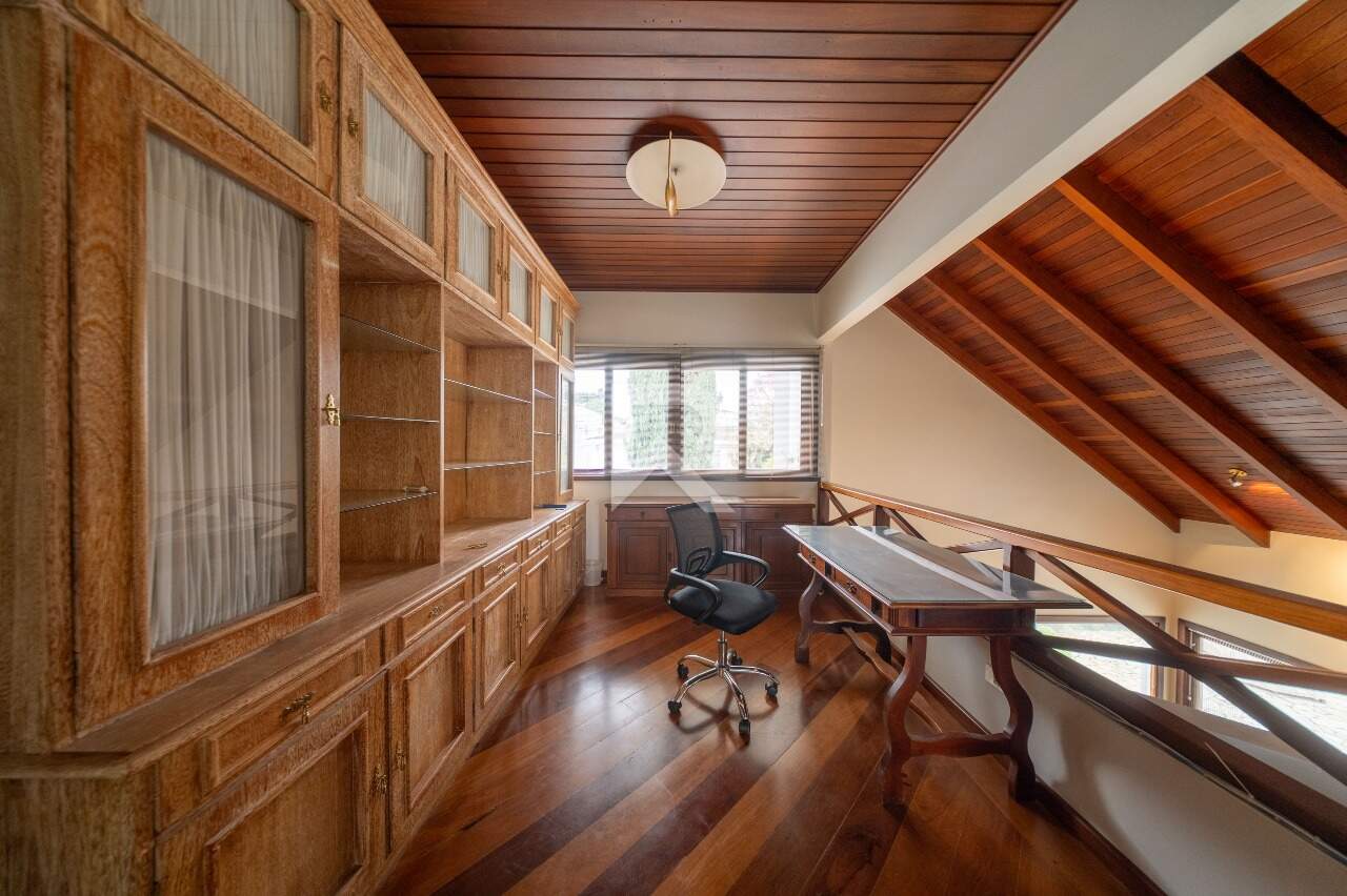 Casa com Piscina, 3 Quartos e 5 Vagas para Locação, 330 m² - Juvevê - Curitiba/PR miniatura 28
