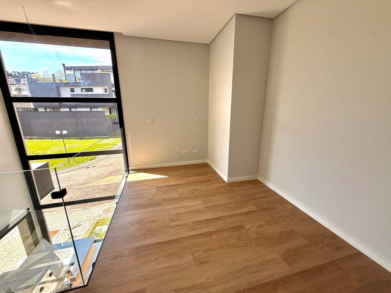 Casa à venda no Campo Comprido/Curitiba – 250 m² com 3 suítes Condomínio Fechado miniatura 22