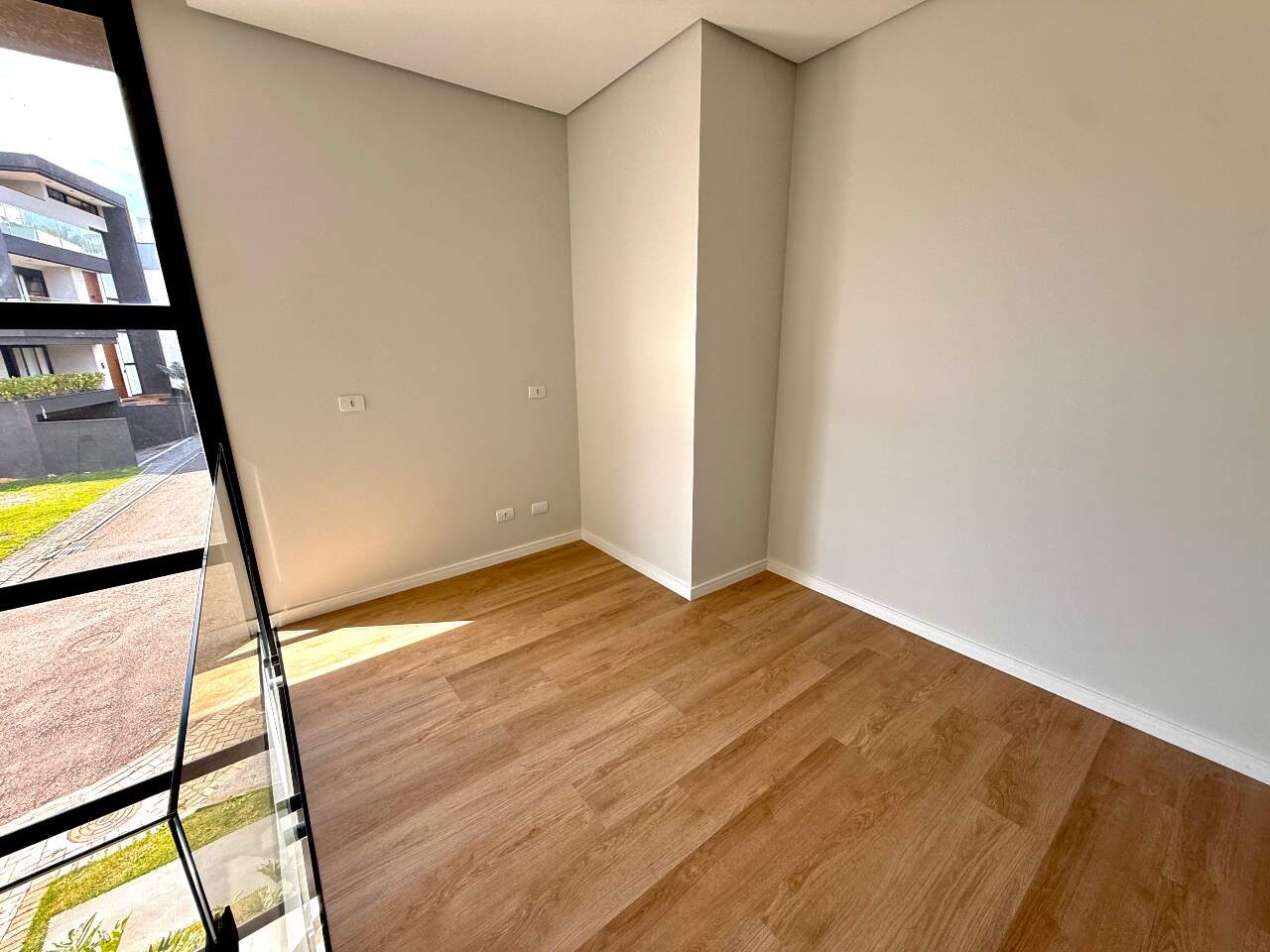 Casa à venda no Campo Comprido/Curitiba – 250 m² com 3 suítes Condomínio Fechado miniatura 7