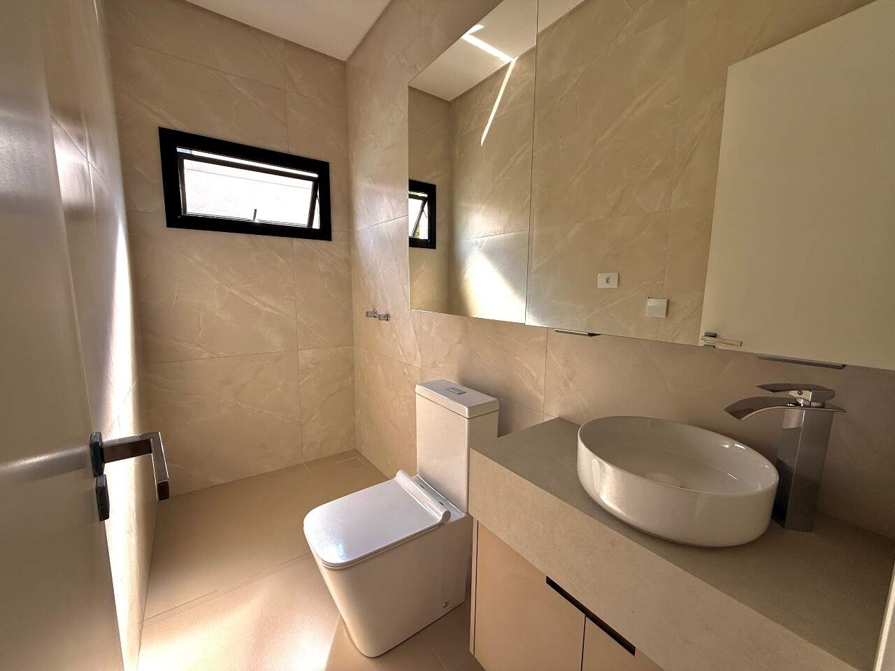 Casa à venda no Campo Comprido/Curitiba – 250 m² com 3 suítes Condomínio Fechado miniatura 20