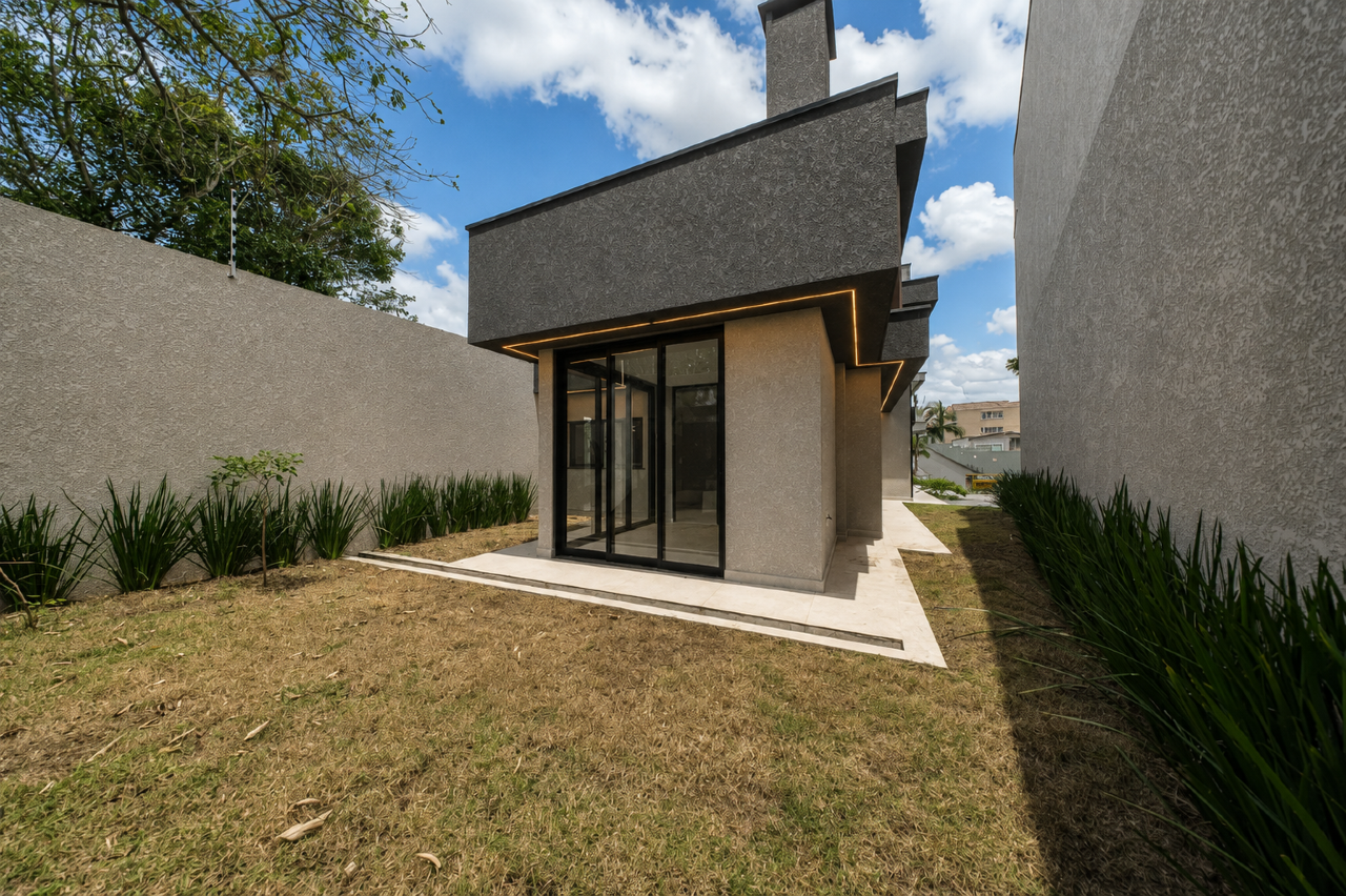 Casa à venda no Campo Comprido/Curitiba – 250 m² com 3 suítes Condomínio Fechado miniatura 40