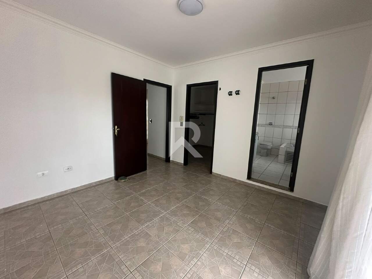 Casa com Quintal, 3 Quartos e 7 Vagas à venda, 300 m² - Mossunguê - Curitiba/PR miniatura 23