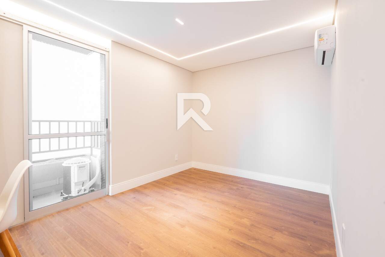 Apartamento Reformado e Mobiliado com 3 Quartos, 1 Vaga e 93m2 para Venda - Batel - Curitiba/PR miniatura 21