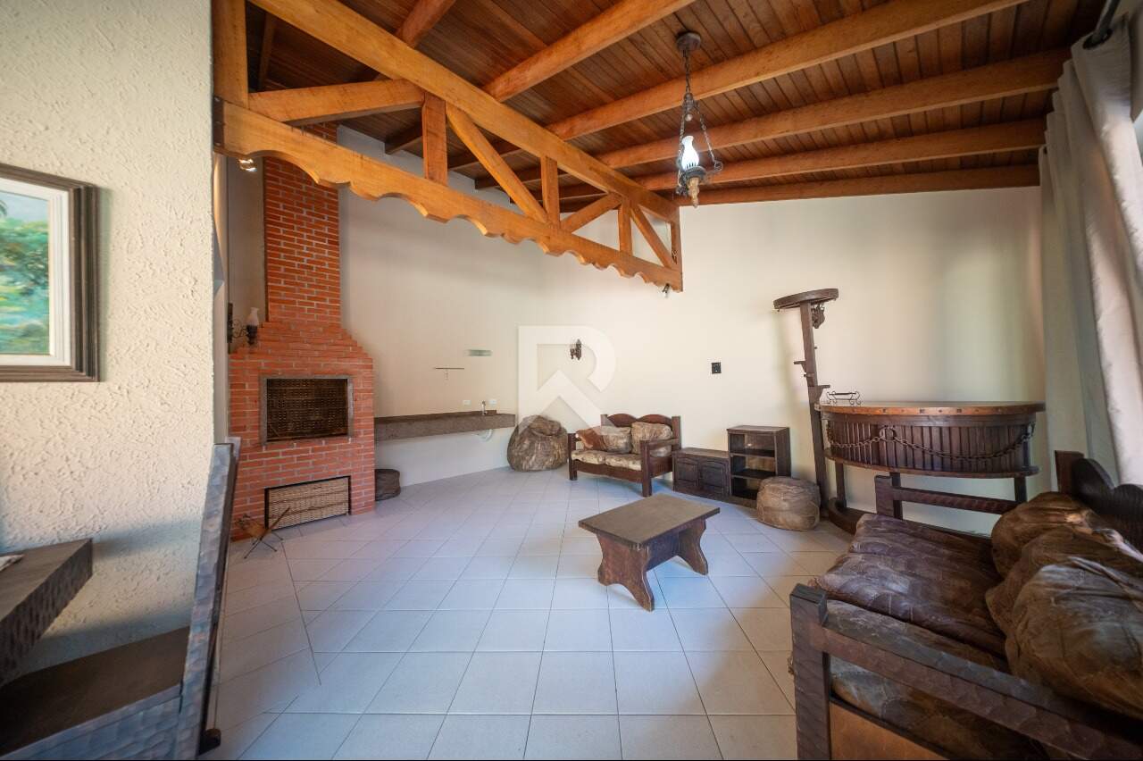 Casa com Amplo Jardim, 5 Quartos e 6 Vagas à venda, 164 m² - Santo Inácio - Curitiba/PR miniatura 36