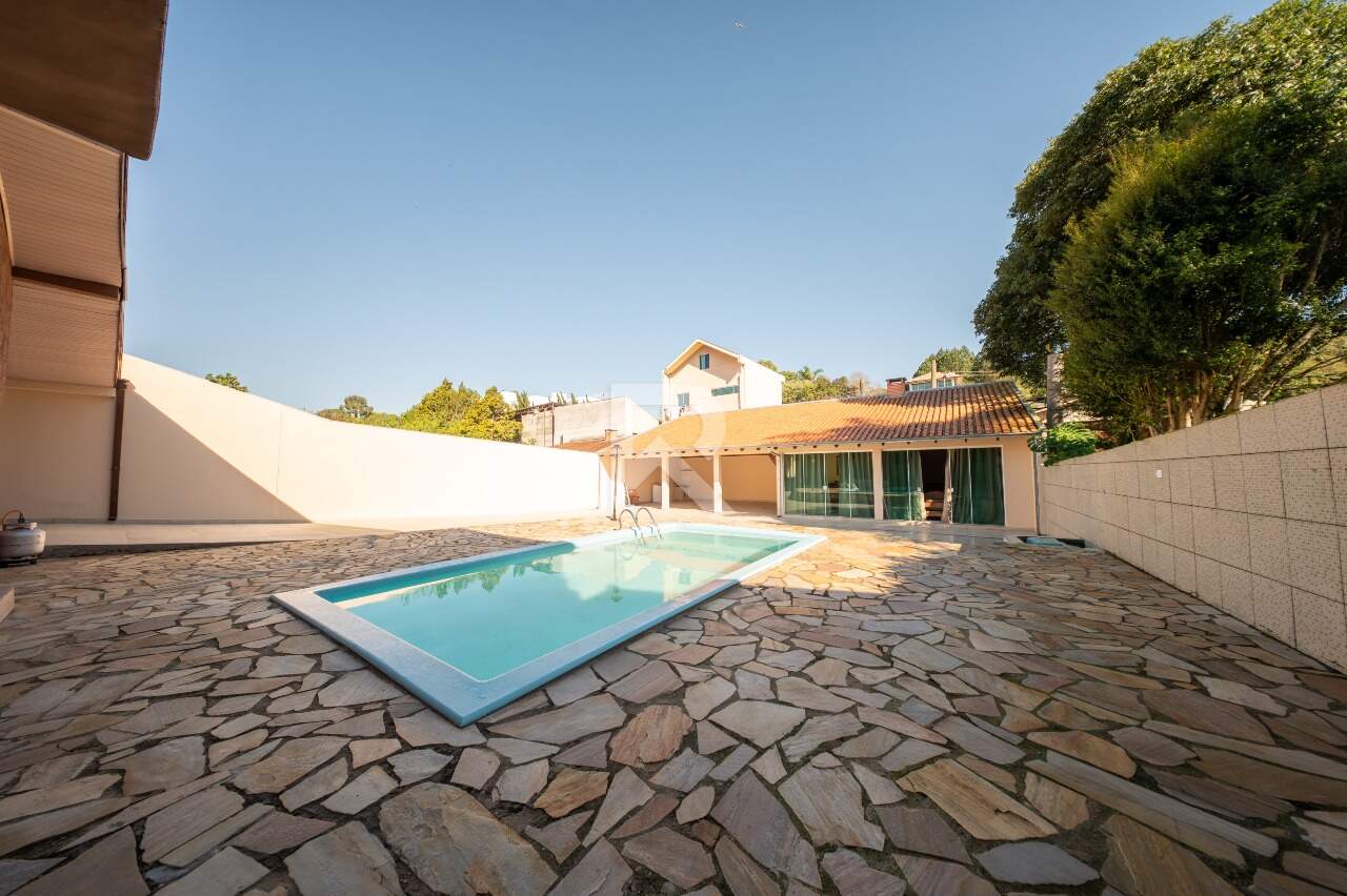 Casa com Amplo Jardim, 5 Quartos e 6 Vagas à venda, 164 m² - Santo Inácio - Curitiba/PR miniatura 27