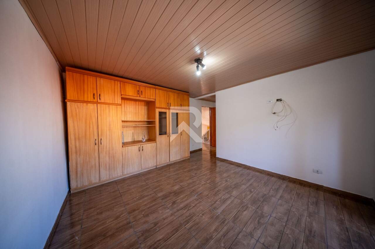 Casa com Amplo Jardim, 5 Quartos e 6 Vagas à venda, 164 m² - Santo Inácio - Curitiba/PR miniatura 22