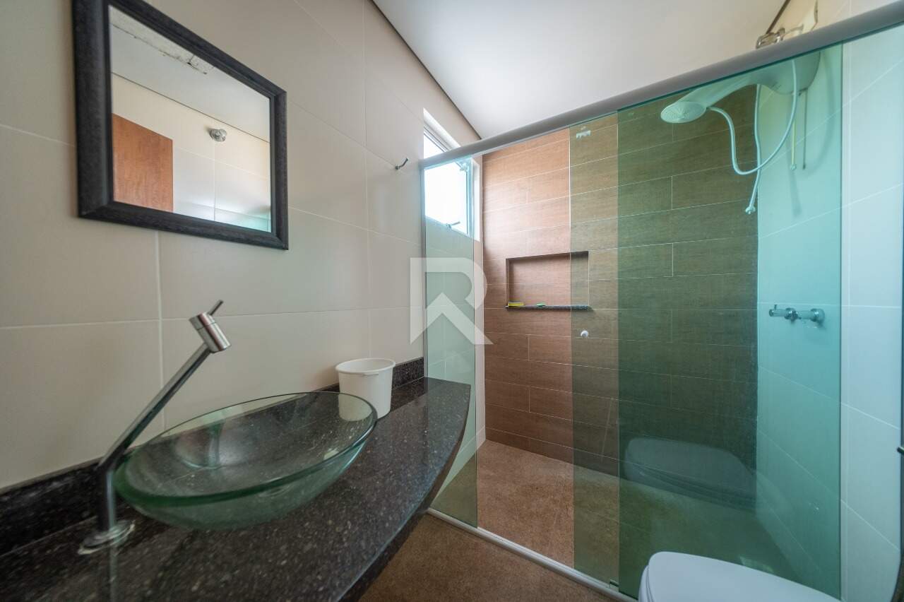 Casa Comercial com Amplo Espaço Interno, 5 quartos, 4 vagas para locação, 400 m² - Boa Vista - Curitiba/PR miniatura 17