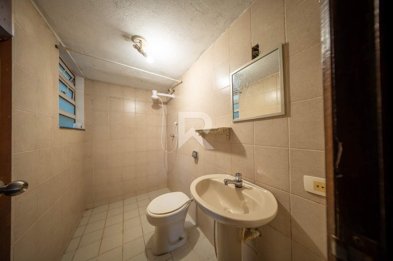 Casa Comercial com Amplo Espaço Interno, 5 quartos, 4 vagas para locação, 400 m² - Boa Vista - Curitiba/PR miniatura 39