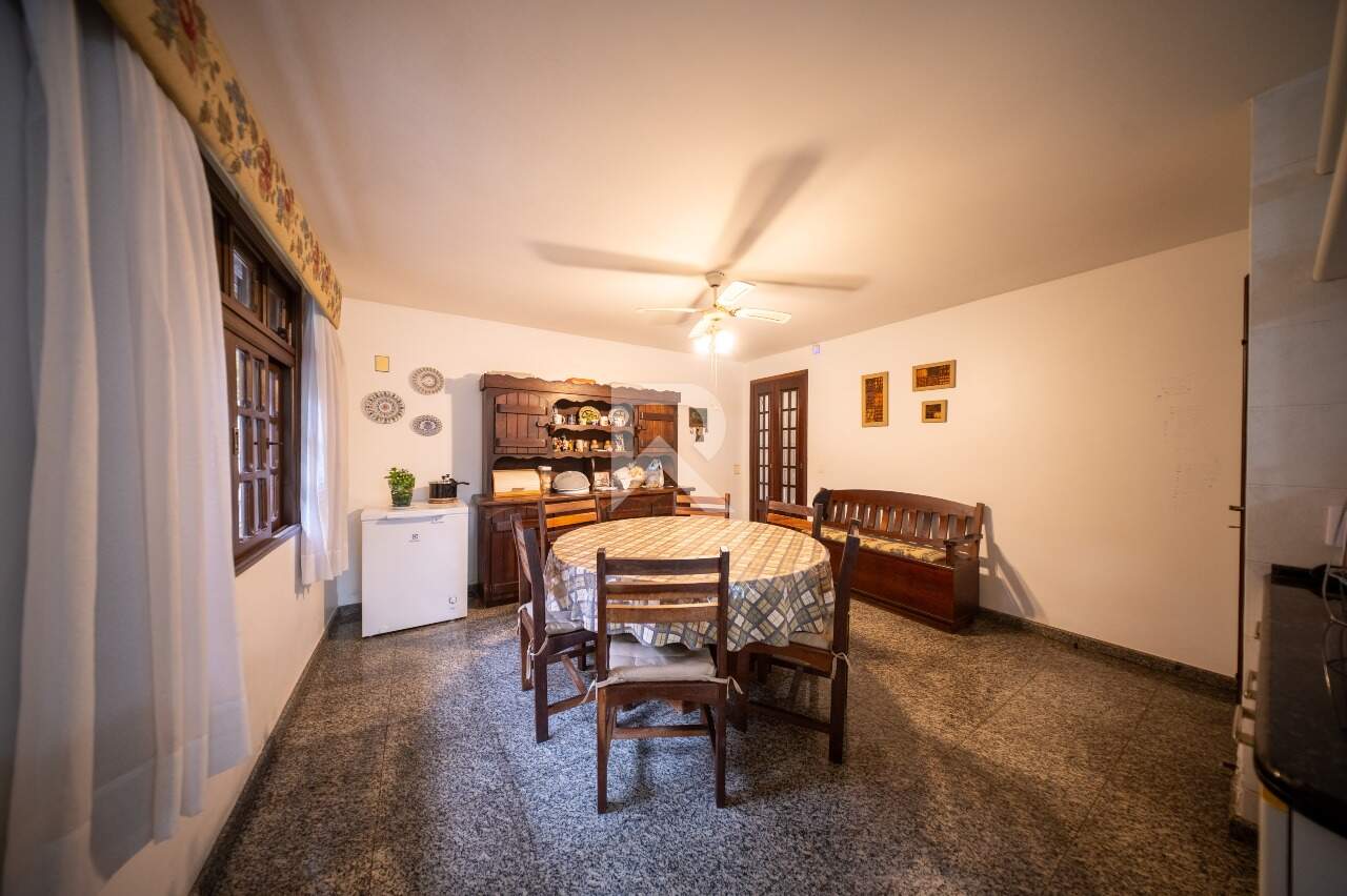 Casa com Amplo Jardim, 5 quartos, 5 vagas à venda, 520 m² - Mossunguê - Curitiba/PR miniatura 22