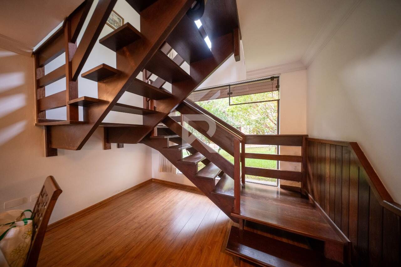 Casa com Amplo Jardim, 5 quartos, 5 vagas à venda, 520 m² - Mossunguê - Curitiba/PR miniatura 36