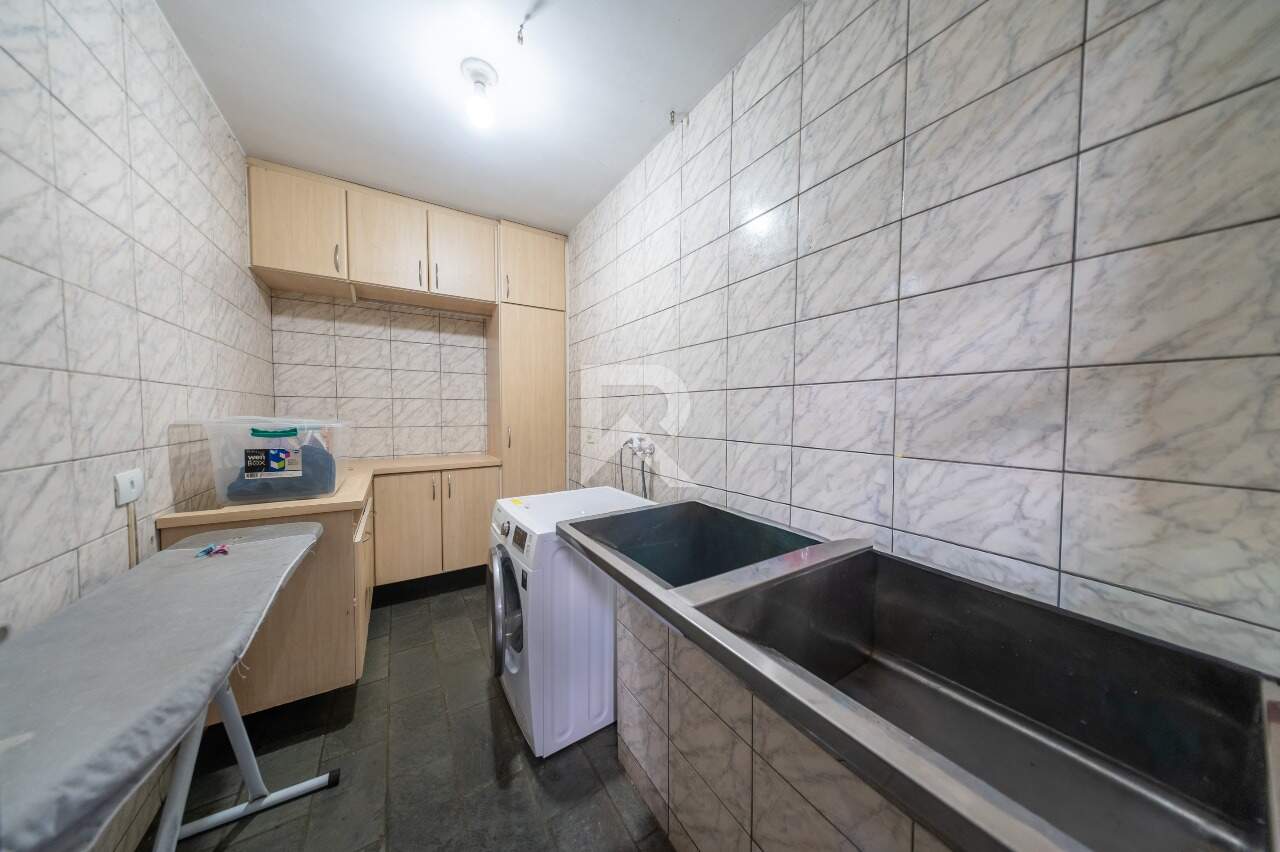 Casa com Amplo Jardim, 5 quartos, 5 vagas à venda, 520 m² - Mossunguê - Curitiba/PR miniatura 45