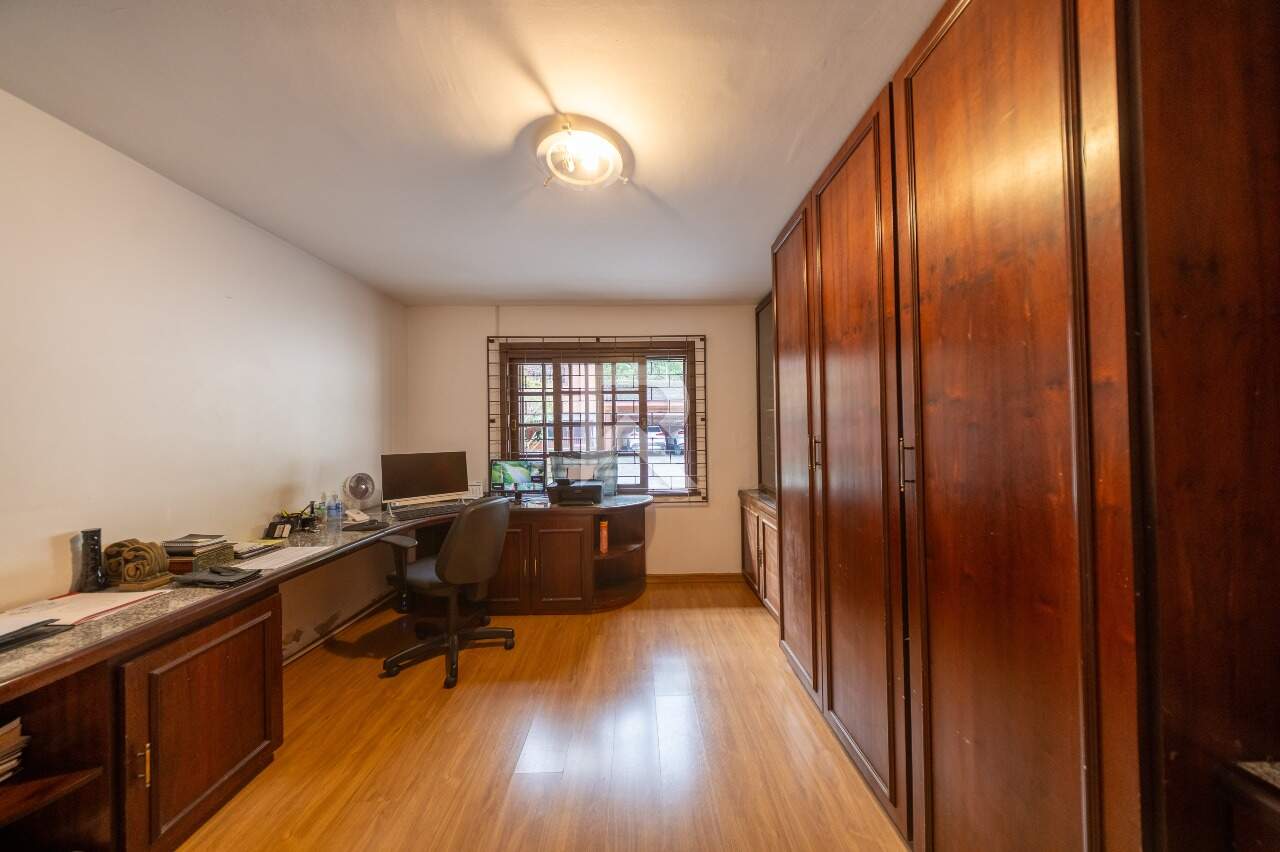 Casa com Amplo Jardim, 5 quartos, 5 vagas à venda, 520 m² - Mossunguê - Curitiba/PR miniatura 31