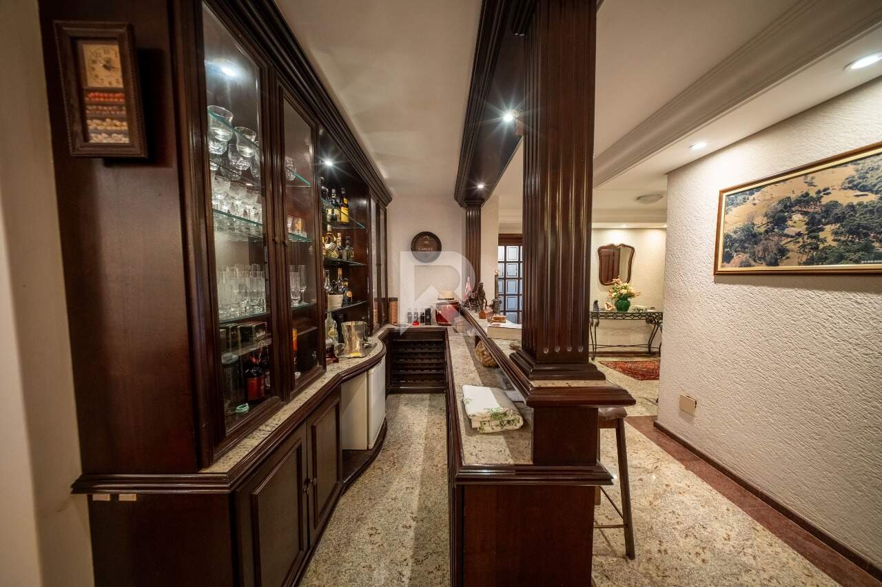 Casa com Amplo Jardim, 5 quartos, 5 vagas à venda, 520 m² - Mossunguê - Curitiba/PR miniatura 18