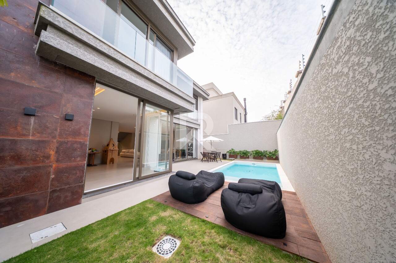 Casa de Alto Padrão com Piscina Aquecida, 4 suítes, 4 vagas à venda, 388,76 m² - Campo Comprido - Curitiba/PR miniatura 19