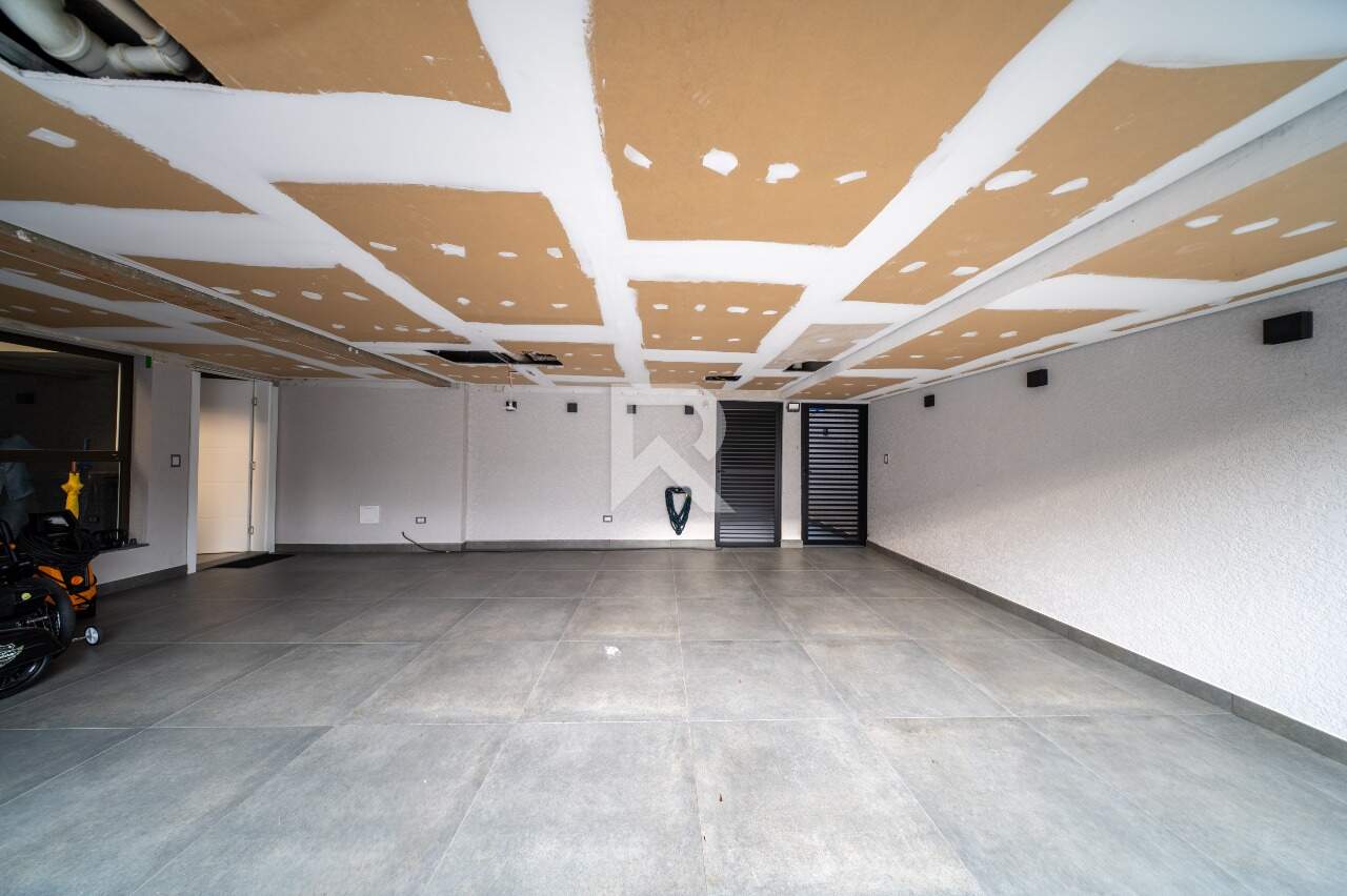 Casa de Alto Padrão com Piscina Aquecida, 4 suítes, 4 vagas à venda, 388,76 m² - Campo Comprido - Curitiba/PR miniatura 4