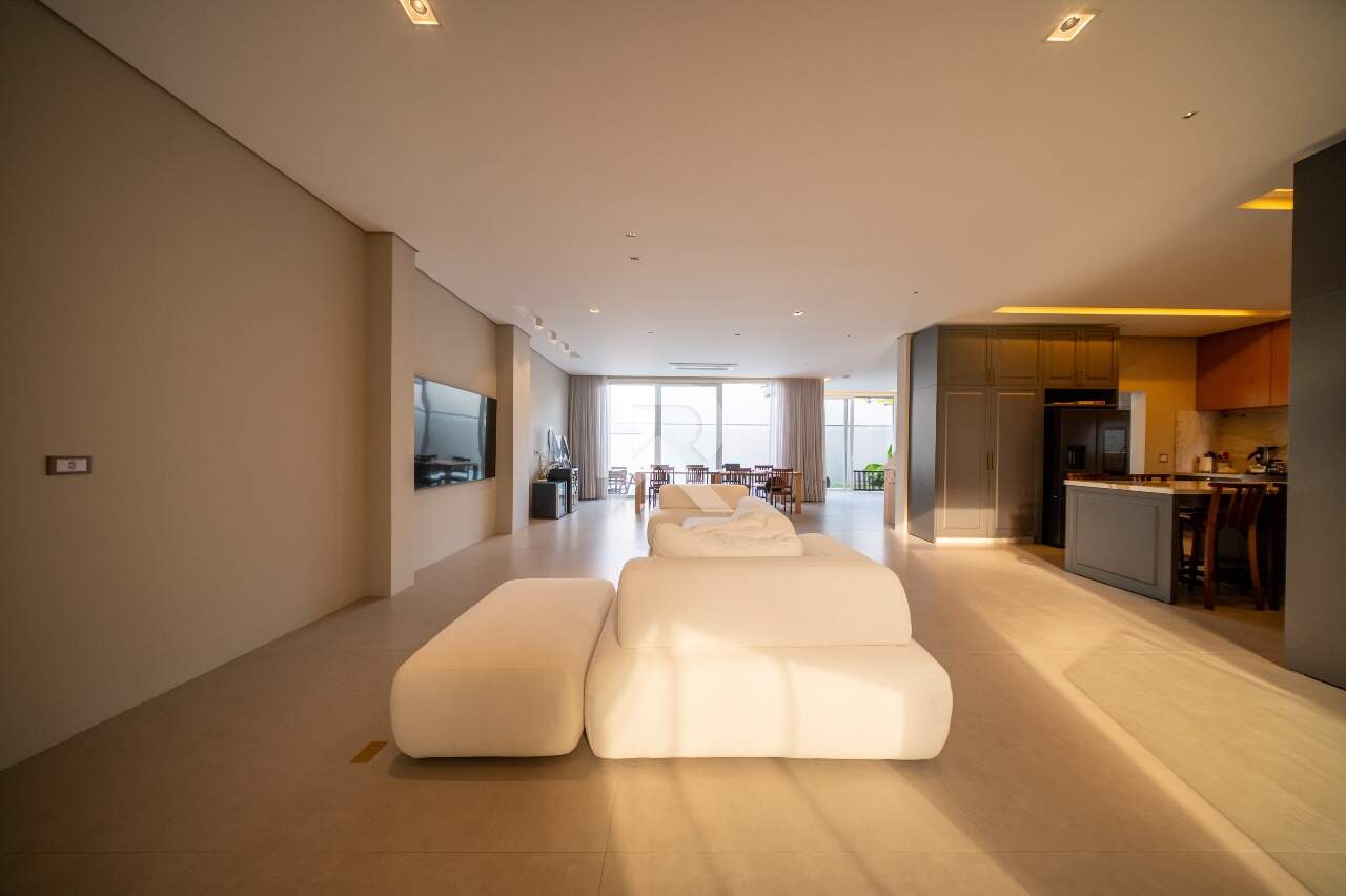 Casa de Alto Padrão com Piscina Aquecida, 4 suítes, 4 vagas à venda, 388,76 m² - Campo Comprido - Curitiba/PR miniatura 7