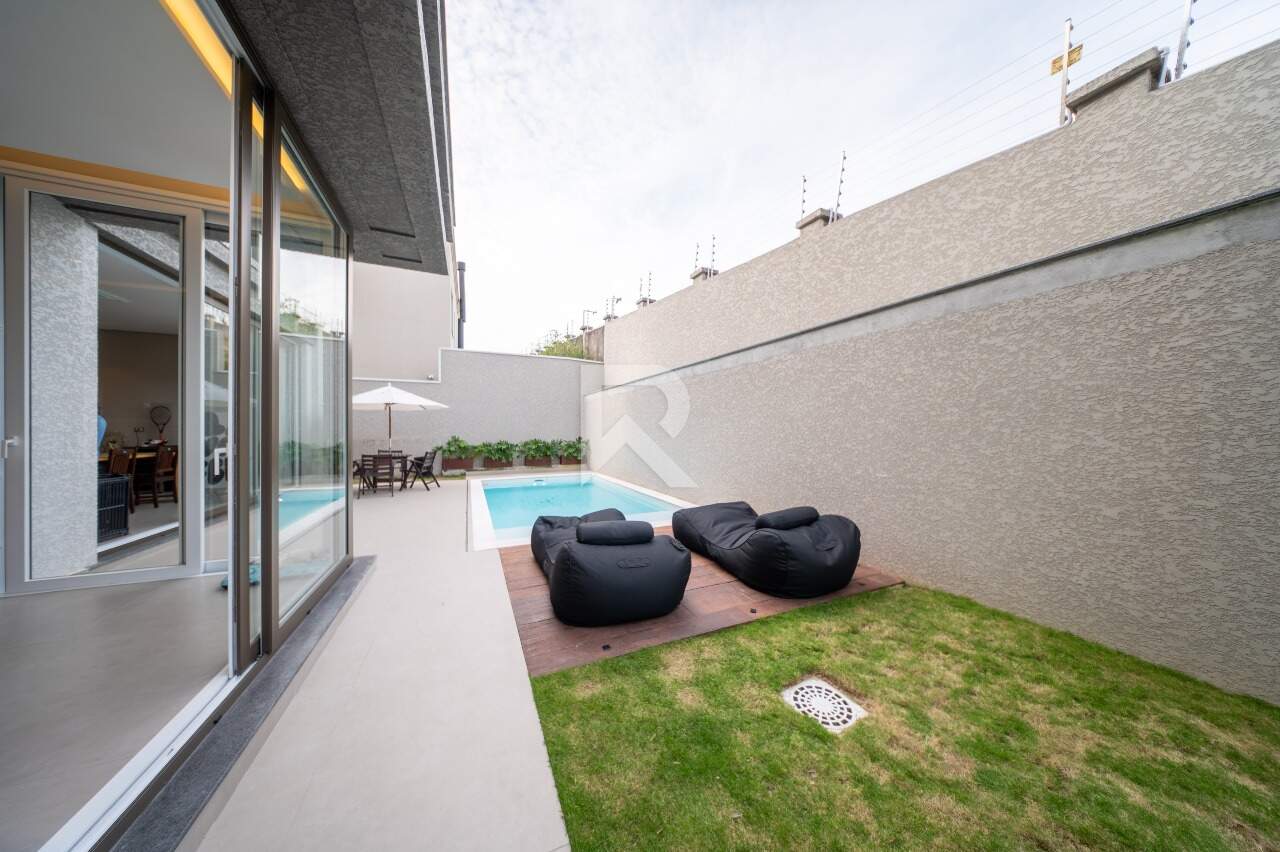 Casa de Alto Padrão com Piscina Aquecida, 4 suítes, 4 vagas à venda, 388,76 m² - Campo Comprido - Curitiba/PR miniatura 18