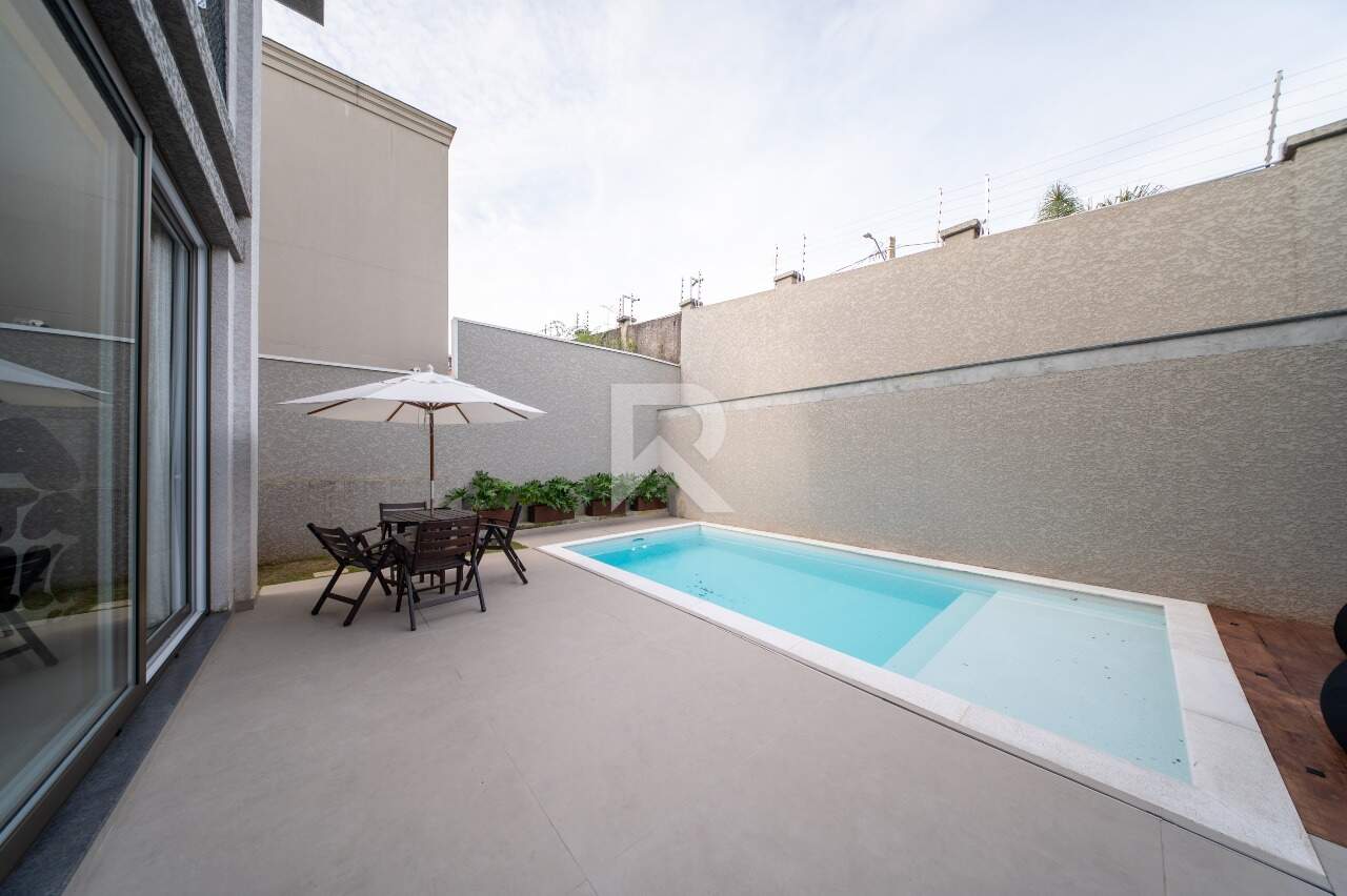 Casa de Alto Padrão com Piscina Aquecida, 4 suítes, 4 vagas à venda, 388,76 m² - Campo Comprido - Curitiba/PR miniatura 21