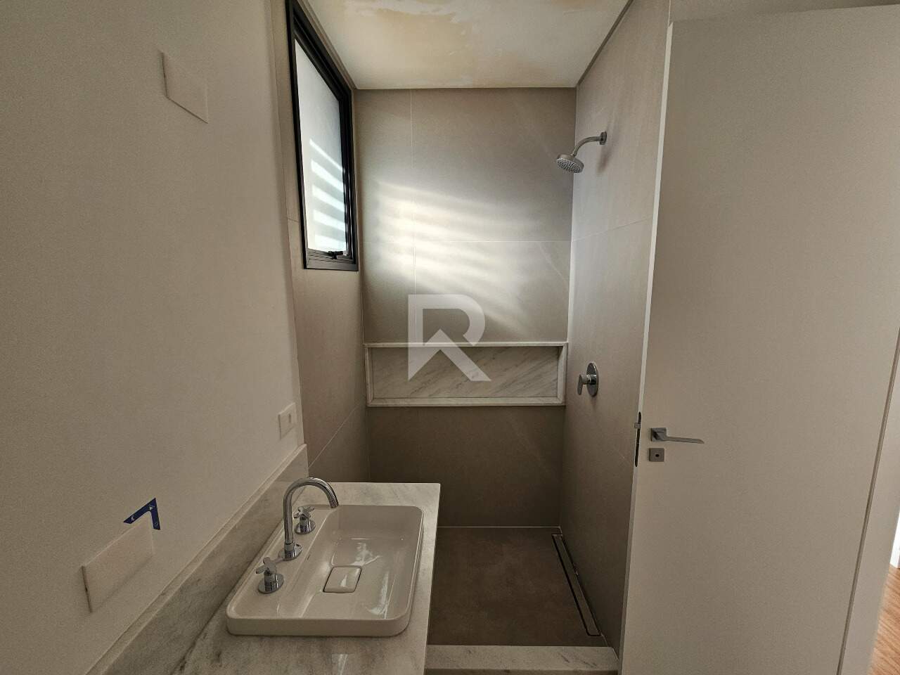 Apartamento Novo em Andar Alto e Face Norte com 3 Suítes e 3 Vagas à venda, 165m² - Bigorrilho, Curitiba miniatura 13