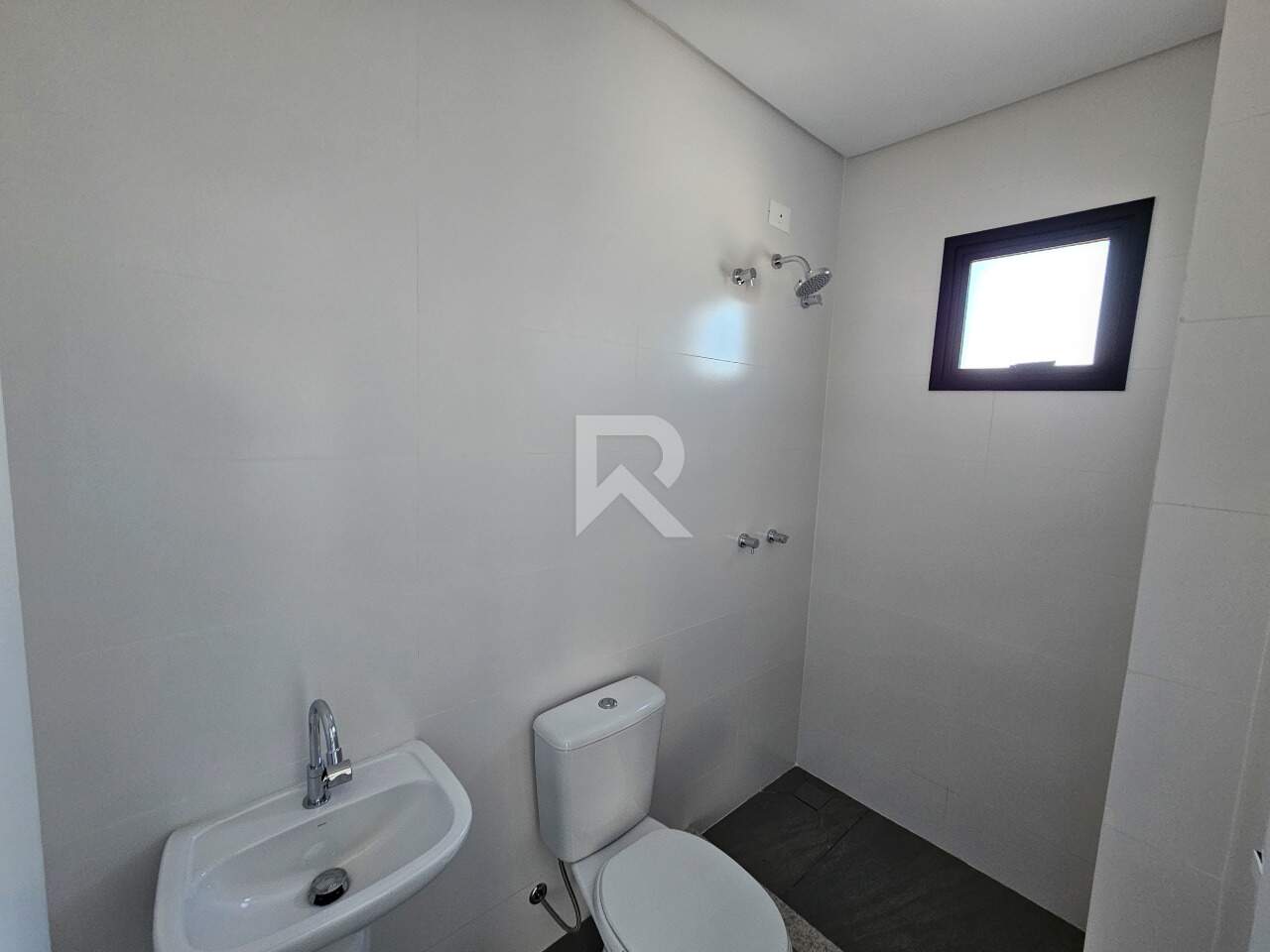 Apartamento Novo em Andar Alto e Face Norte com 3 Suítes e 3 Vagas à venda, 165m² - Bigorrilho, Curitiba miniatura 7