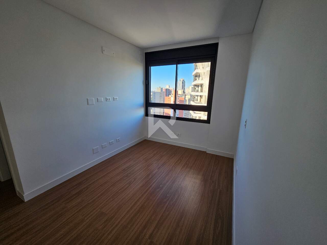 Apartamento Novo em Andar Alto e Face Norte com 3 Suítes e 3 Vagas à venda, 165m² - Bigorrilho, Curitiba miniatura 18