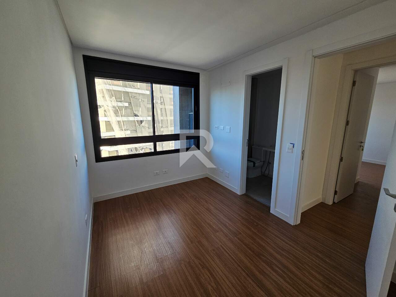 Apartamento Novo em Andar Alto e Face Norte com 3 Suítes e 3 Vagas à venda, 165m² - Bigorrilho, Curitiba miniatura 15