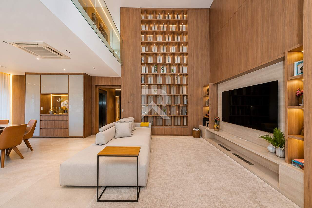 Casa de Luxo Mobiliada em Condomínio com Piscina, 4 Suítes e 7 Vagas para Locação, 635 m² - Campo Comprido - Curitiba/PR miniatura 4