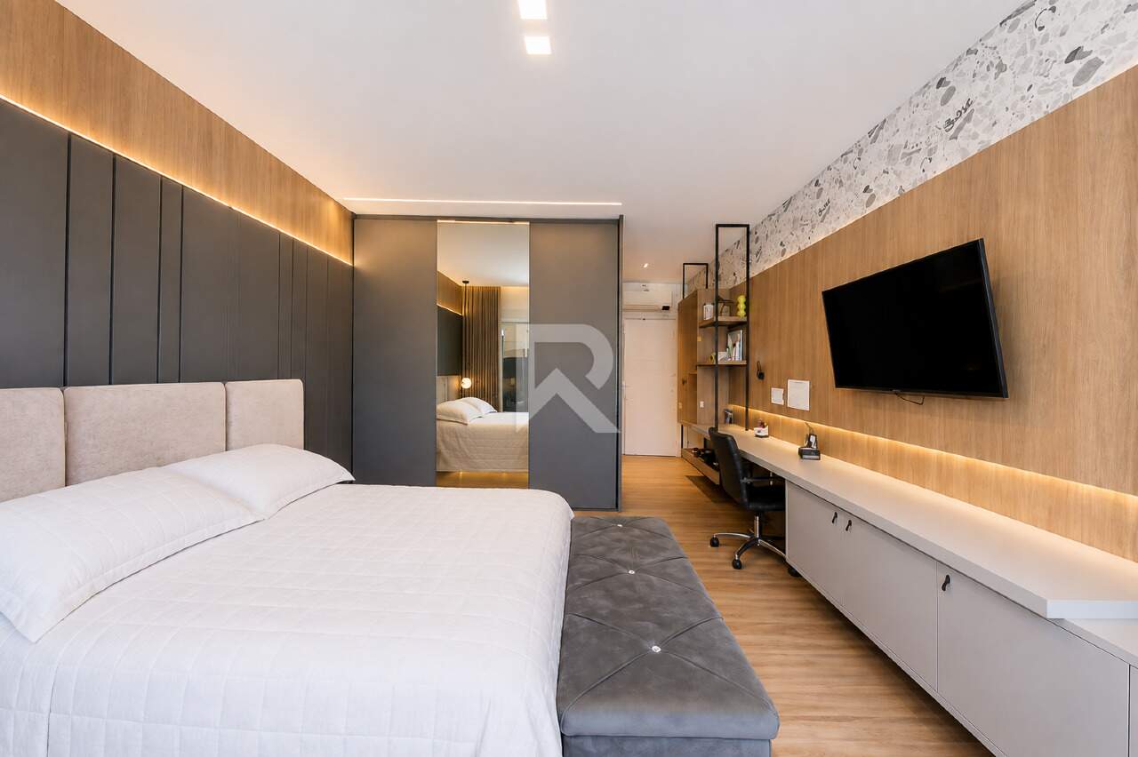 Casa de Luxo Mobiliada em Condomínio com Piscina, 4 Suítes e 7 Vagas para Locação, 635 m² - Campo Comprido - Curitiba/PR miniatura 19