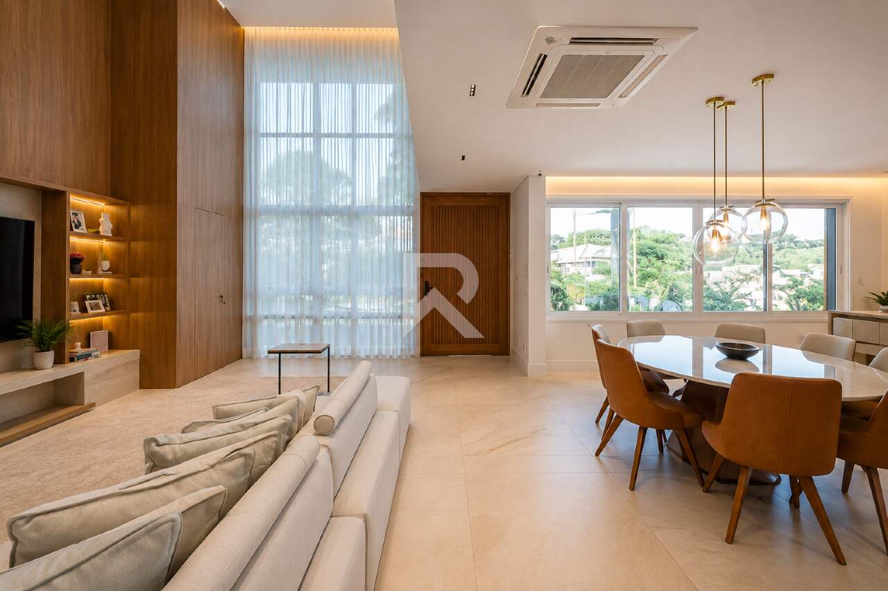 Casa de Luxo Mobiliada em Condomínio com Piscina, 4 Suítes e 7 Vagas para Locação, 635 m² - Campo Comprido - Curitiba/PR miniatura 3