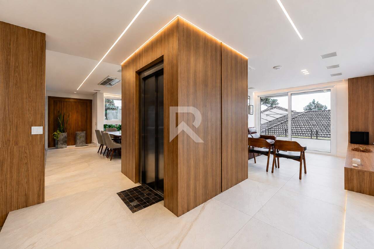 Casa de Luxo Mobiliada em Condomínio com Piscina, 4 Suítes e 7 Vagas para Locação, 635 m² - Campo Comprido - Curitiba/PR miniatura 8